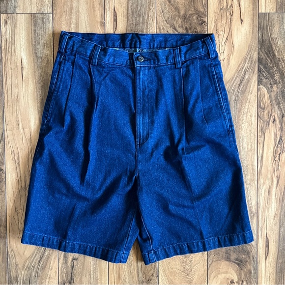 Adventure Bound Clipper Pleated Shorts - Picture 1 of 3